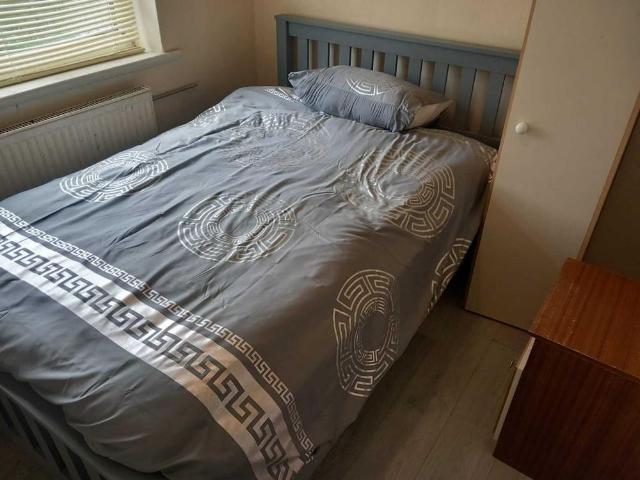 Room for rent in Kitts Green, West Midlands
