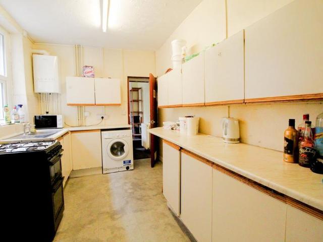 Room for rent in Pontypridd, Wales