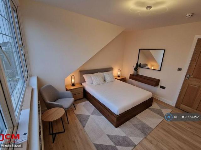 Room for rent in Rainham, Greater London