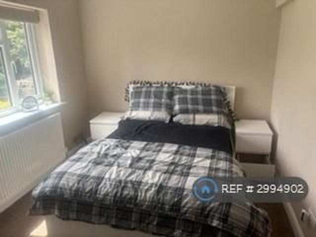 Room for rent in Hayes, Greater London