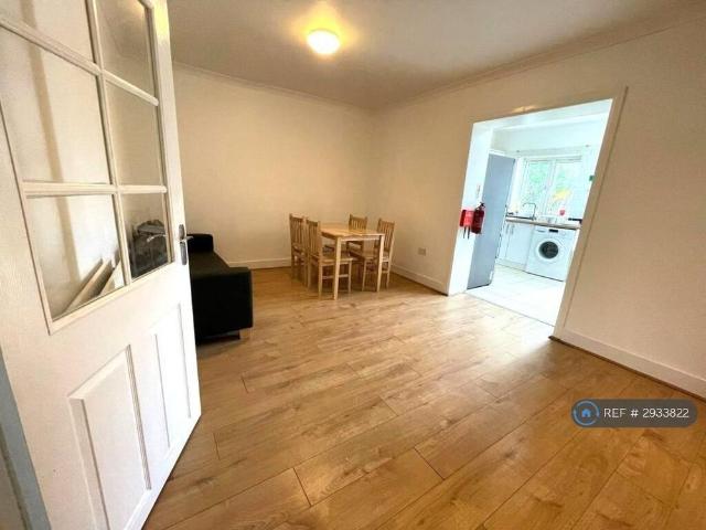 Room for rent in Bellingham, Greater London