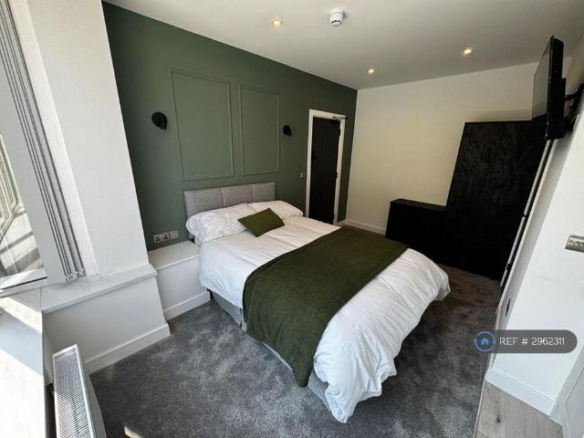 Room for rent in Burslem, Stoke-on-Trent