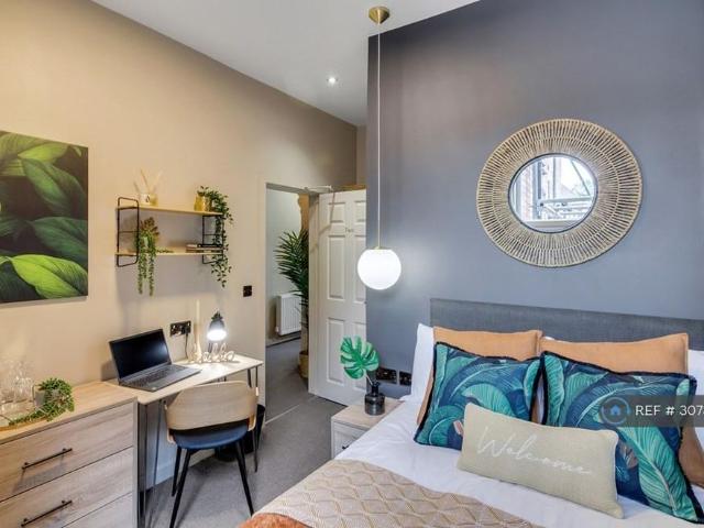 Room for rent in New Normanton, Derby