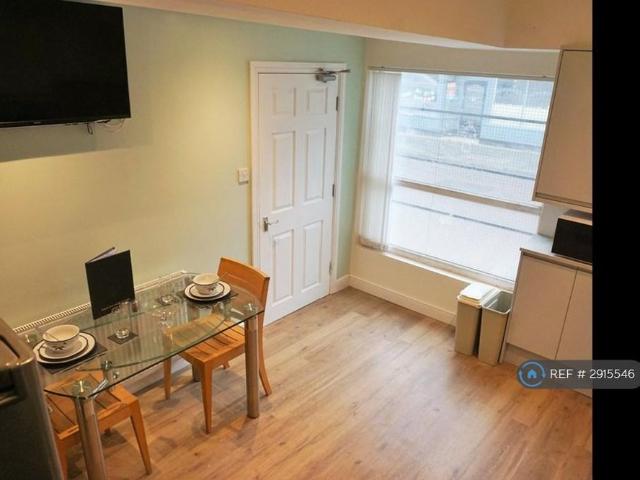 Room for rent in Castle Hall, Greenheys