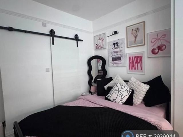 Room for rent in Spring Park, Luton