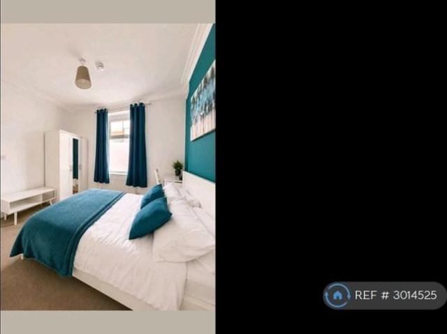 Room for rent in Civic Centre, Cardiff