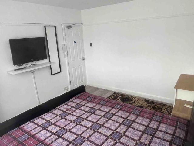 Room for rent in Greater London