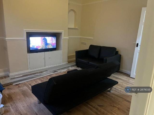 Room for rent in Cocker Hill, Greenheys