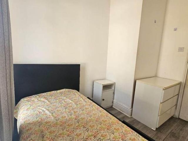 Room for rent in Park Hill, South Yorkshire