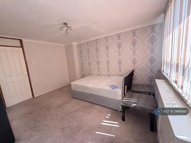Room for rent in Thamesmead, Greater London