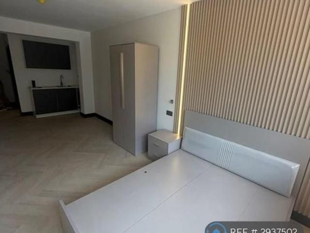 Room for rent in Greater London