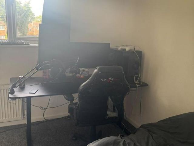 Room for rent in Haddon, East Midlands