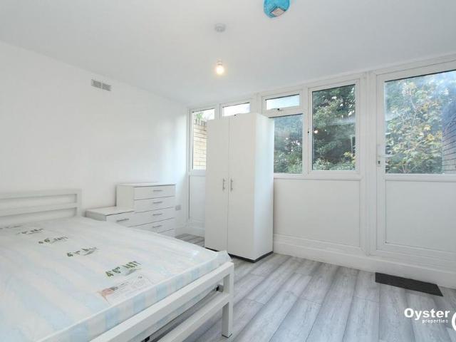 Room for rent in Greater London