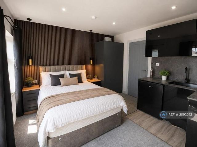 Room for rent in Coalville, Leicestershire