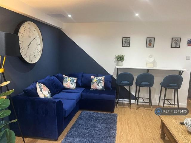 Room for rent in Brompton, Gillingham
