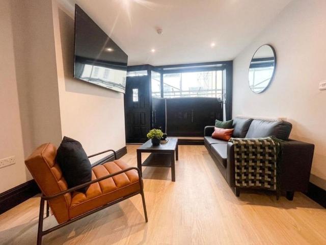 Room for rent in Gloucester, Gloucestershire