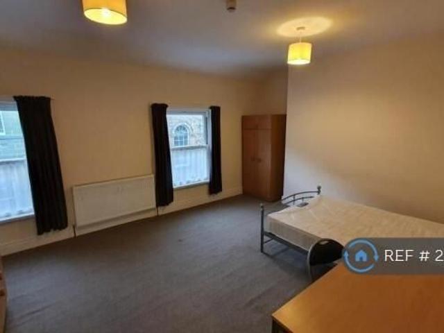Room for rent in South Cliff, Kepwick