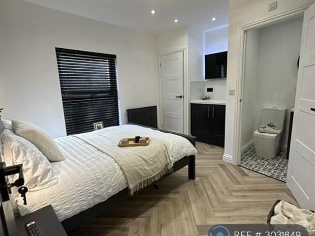 Room for rent in Semilong, Northampton