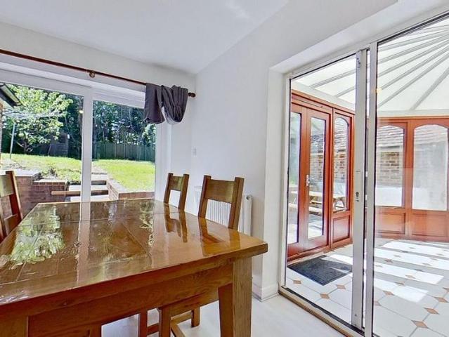 Room for rent in Westborough