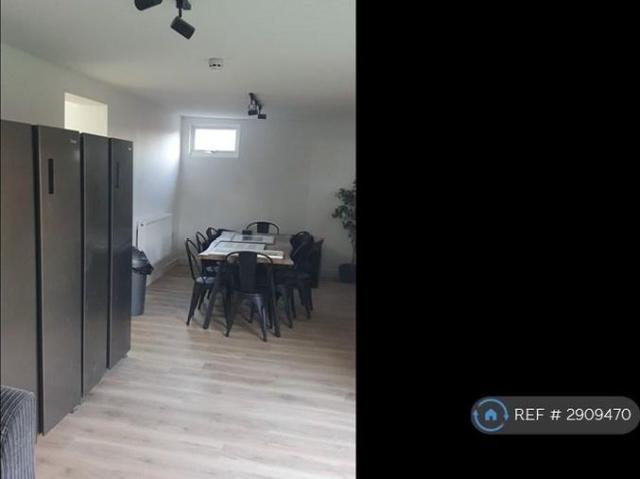 Room for rent in West Ewell, Ewell