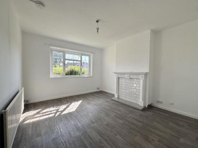 Room for rent in Rednal, West Midlands