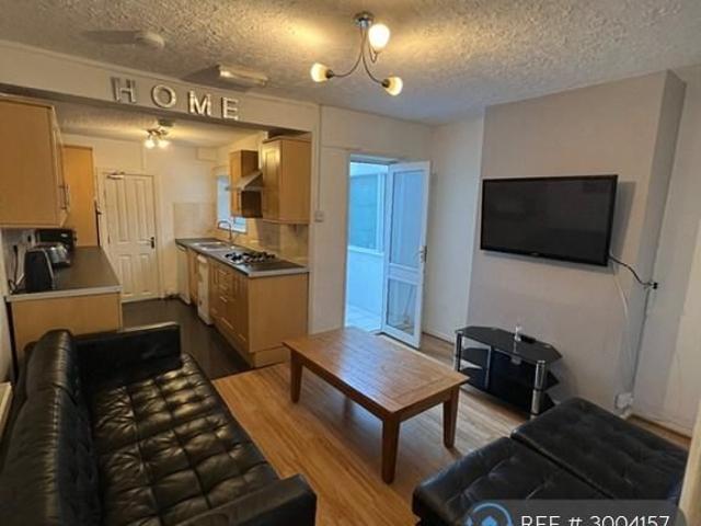 Room for rent in Brompton, Gillingham