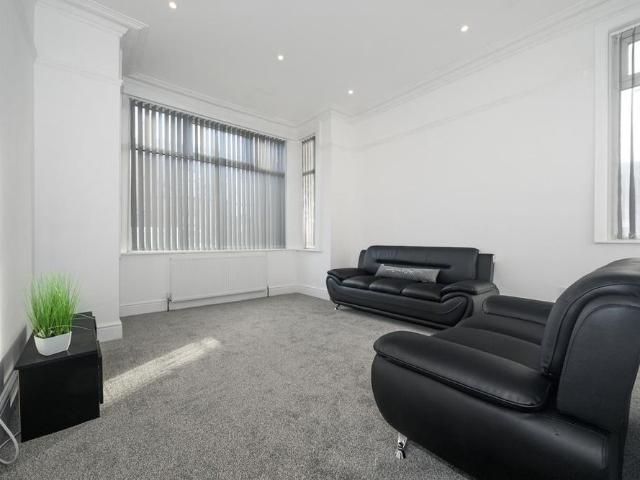 Room for rent in Earlestown, St Helens