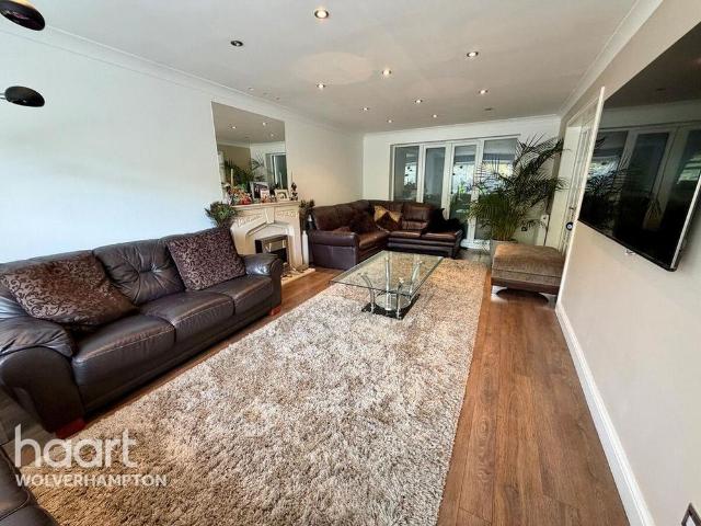 Room for rent in Heath Park, Park Village