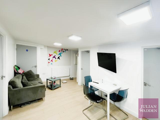 Room for rent in City Centre, Georgia