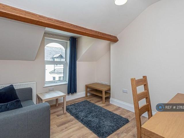 Room for rent in Menai Bridge
