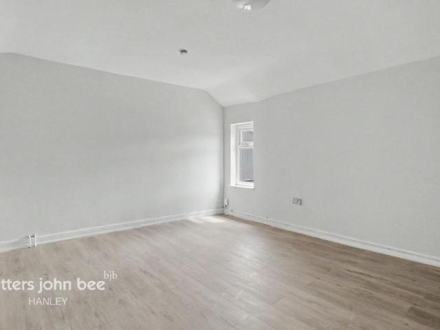 Room for rent in Hanley, Stoke-on-Trent