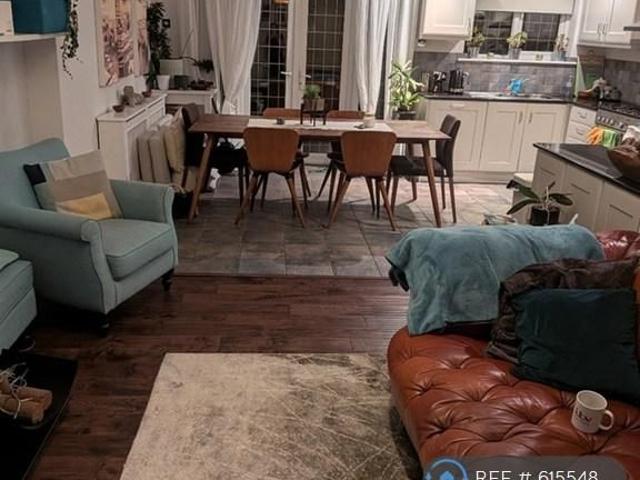 Room for rent in London Borough of Croydon, Greater London