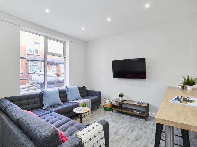 Room for rent in Woodhouse, West Yorkshire