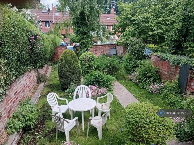 Room for rent in Chapeltown, West Yorkshire