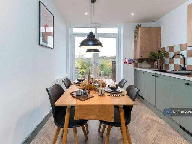 Room for rent in Primrose Bank, Pendock