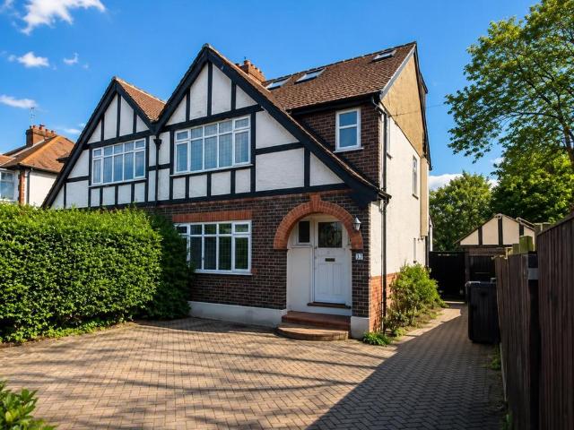 Room for rent in Blackhills, Surrey