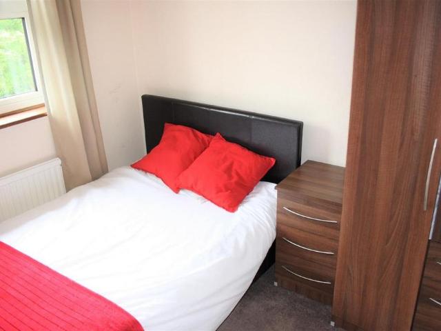Room for rent in Poplars, Shephall