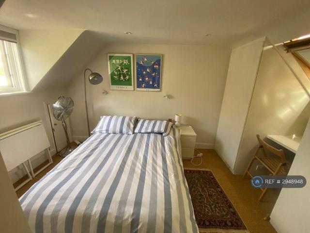 Room for rent in The Slade, Oxfordshire