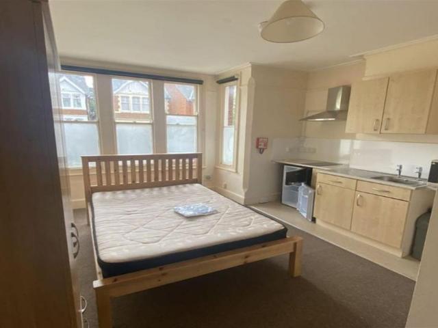 Room for rent in The Slade, Oxfordshire
