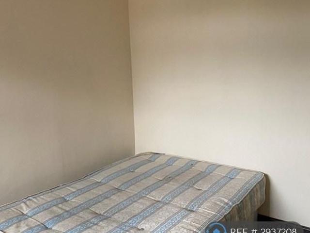 Room for rent in Phippsville, Northampton