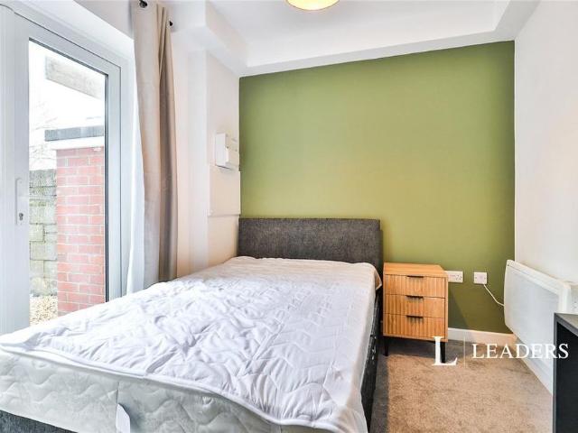 Room for rent in Alderney, Poole