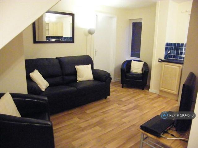 Room for rent in Farnborough, Hampshire