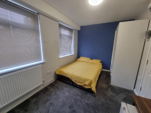 Room for rent in Beaconside, Baswich