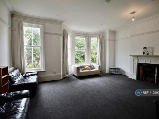 Room for rent in Phippsville, Northampton