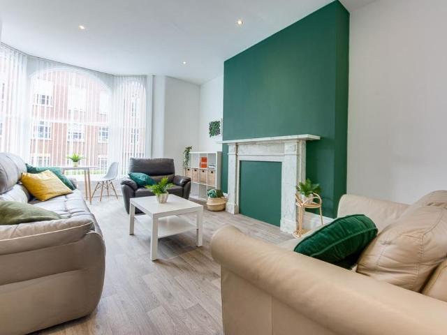 Room for rent in Woodhouse, West Yorkshire