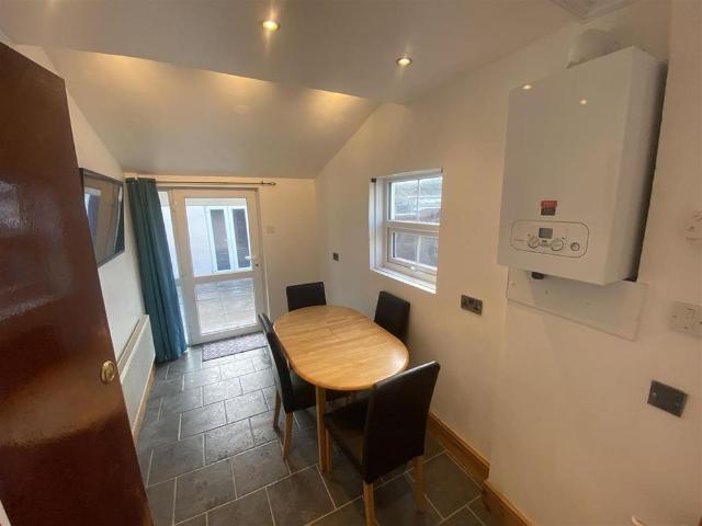 Room for rent in Bridgend, Wales