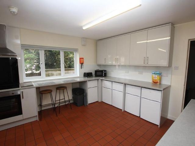 Room for rent in Two Mills, Cheshire