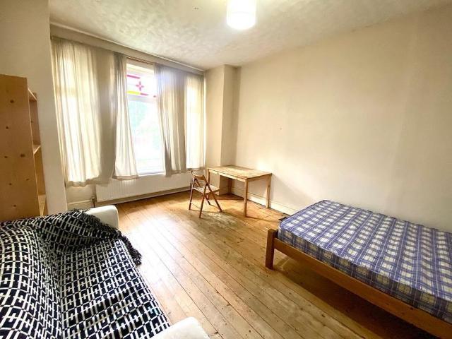 Room for rent in Georgia, Greater Manchester