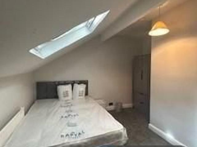 Room for rent in Hunslet, West Yorkshire