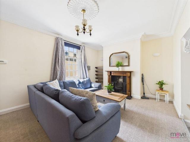 Room for rent in Kings Barton, Gloucester